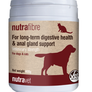 קופסת NutraFiber של Nutravet – 400 גרם סיבים לתמיכה בעיכול ושמירה על בריאות השקים האנליים.