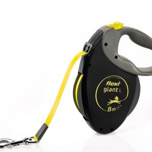 רצועה נשלפת XL של Flexi בגימור שחור, אורך 8 מ', ידית רכה ובלם יד אחד – אידיאלית לכלבים גדולים.