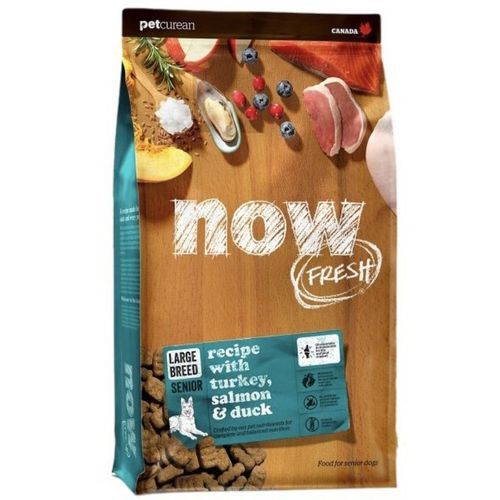 מזון יבש לכלבים מבוגרים, מבוסס על רכיבים טריים וללא דגנים, לתמיכה בבריאות כללית ועיכול תקין.