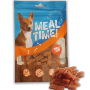 נגיסים איכותיים, טבעיים, ללא תוספות מיותרות, בכמה טעמים עשירים, המשלבים הנאה, בריאות הפה ותמיכה מערכתית לכלב שלך.